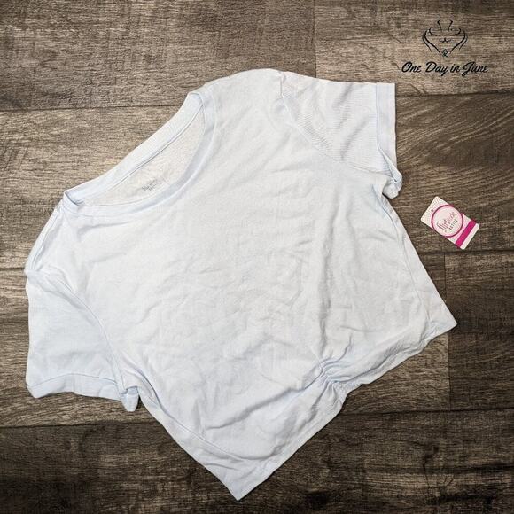 Flirtitude Cropped Crew Neck Short Sleeve Tee Shirt Size XL - Picture 1 of 5